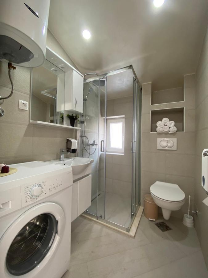 Mavalux Apartments Tivat Ngoại thất bức ảnh