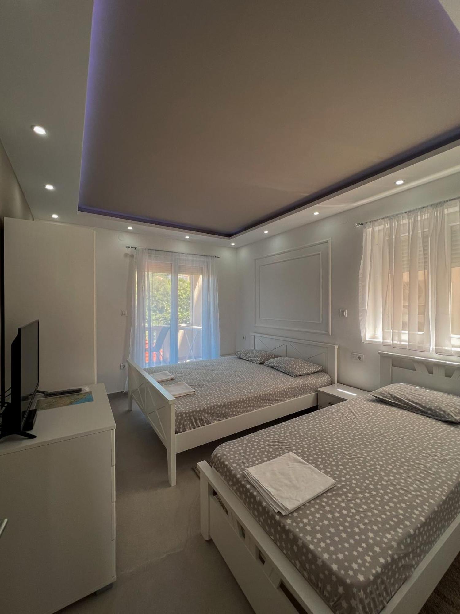 Mavalux Apartments Tivat Ngoại thất bức ảnh