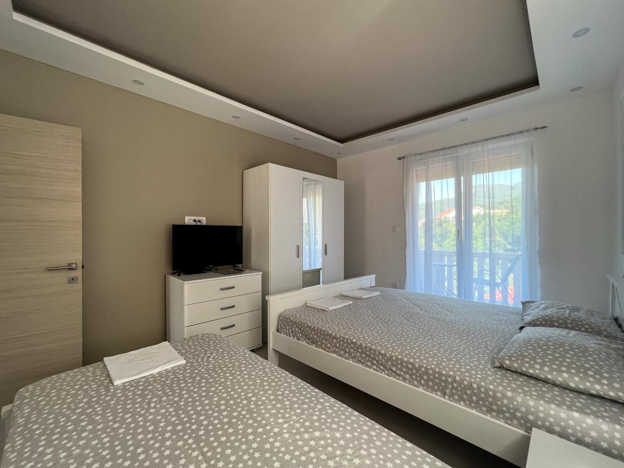Mavalux Apartments Tivat Ngoại thất bức ảnh