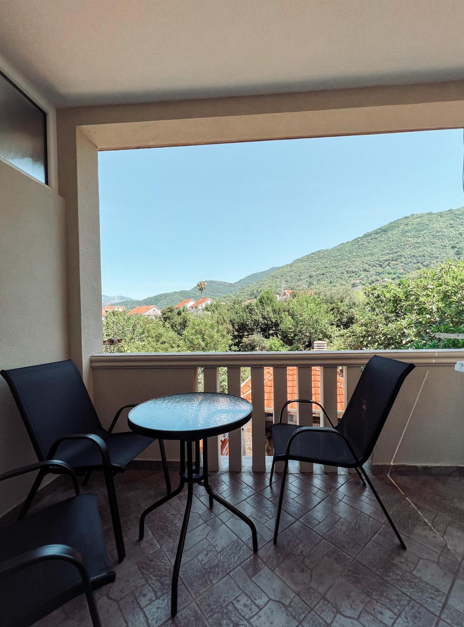 Mavalux Apartments Tivat Ngoại thất bức ảnh